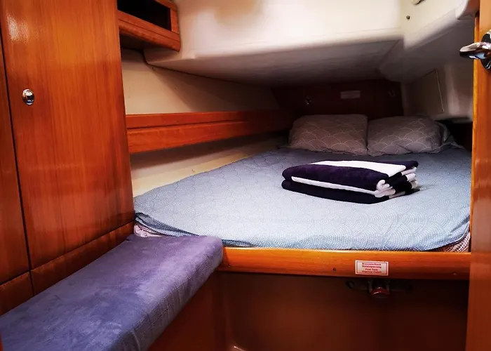 船上ホテル Ohana マルベーリャ